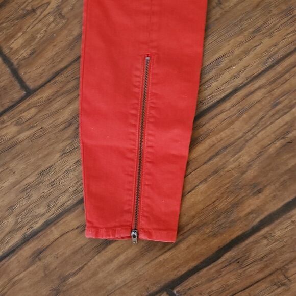 Red women's legging jean. Size 26. 1969 Gap. Zippered back on back of ca… - Picture 4 of 7